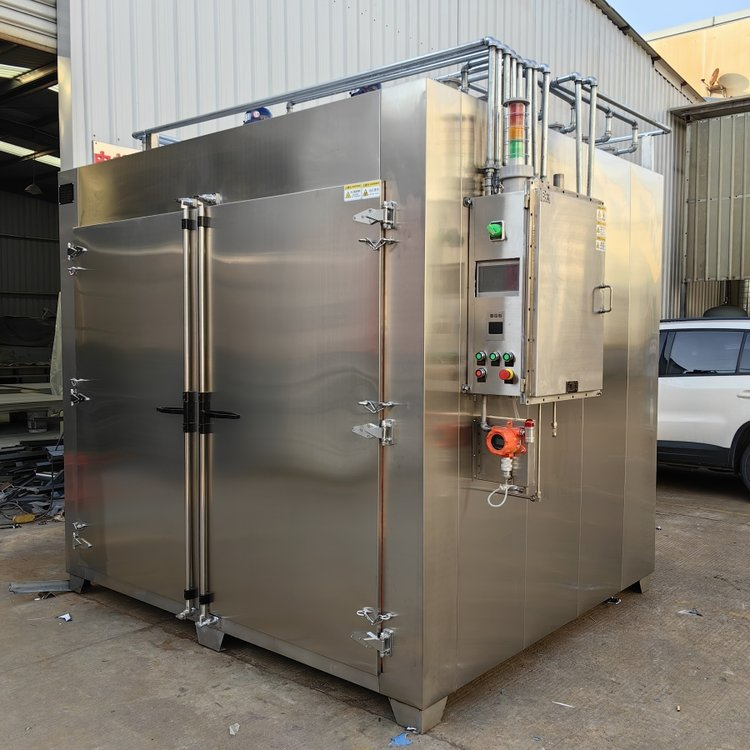 防爆型精密烘箱正面图