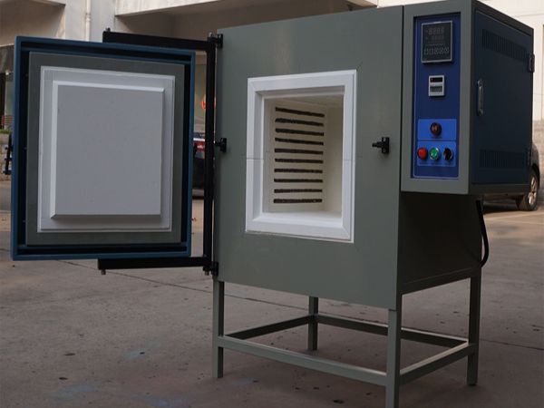 Shanghai Guanding | Source Manufacturer Direct Supply Box-Type Atmosphere Furnace, Non-Standard Customization Adapts to Multi-Industry Industrial Needs
